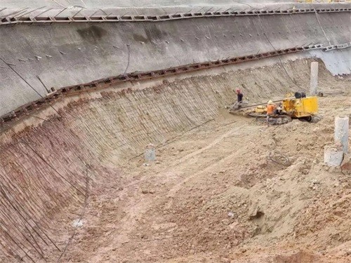 奈曼基坑边坡加固